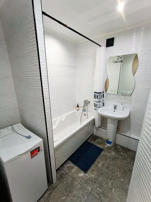 Оренда просторої 2-кім. кв. р-н ПЗР