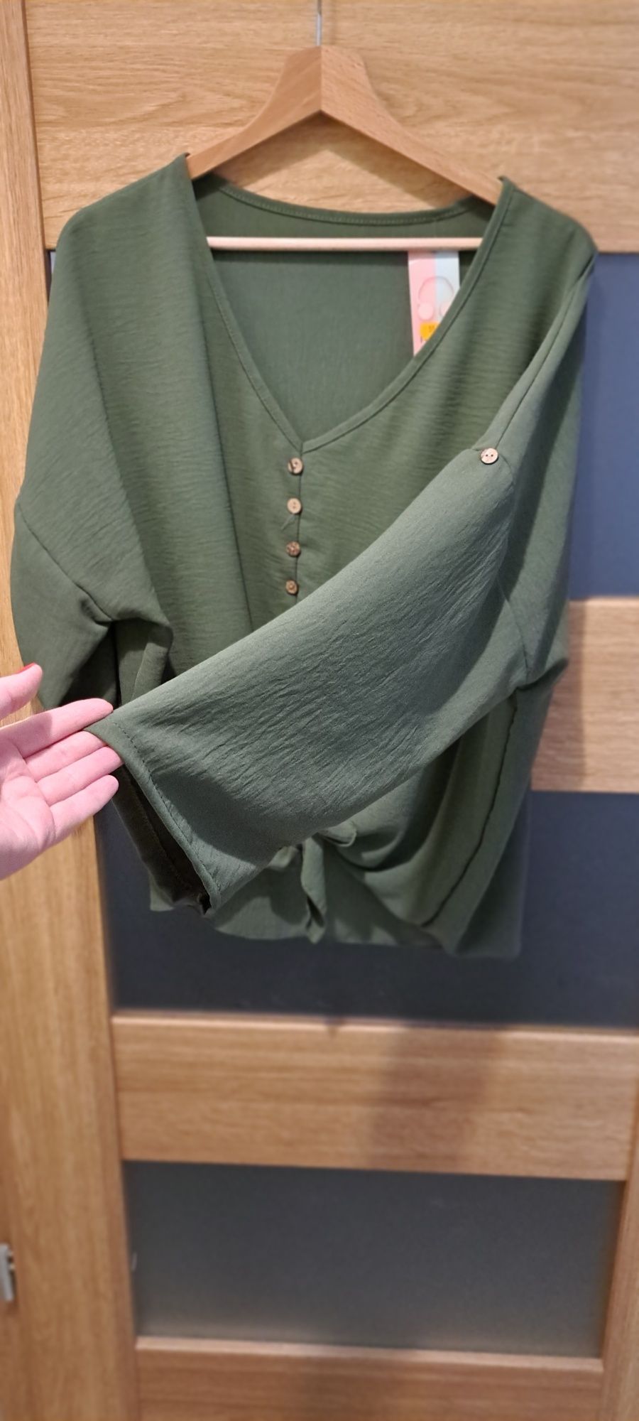 Bluzka oversize zieloną wiązanie elegancka