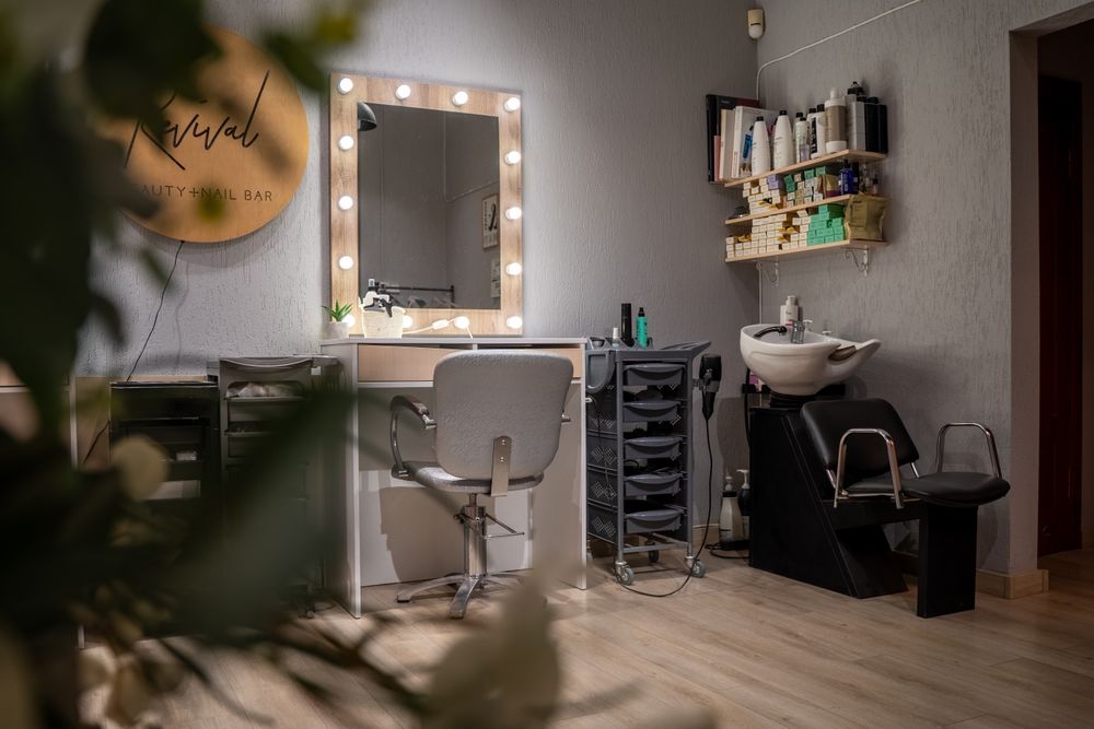 Продаємо бізнес - студія краси у Львові