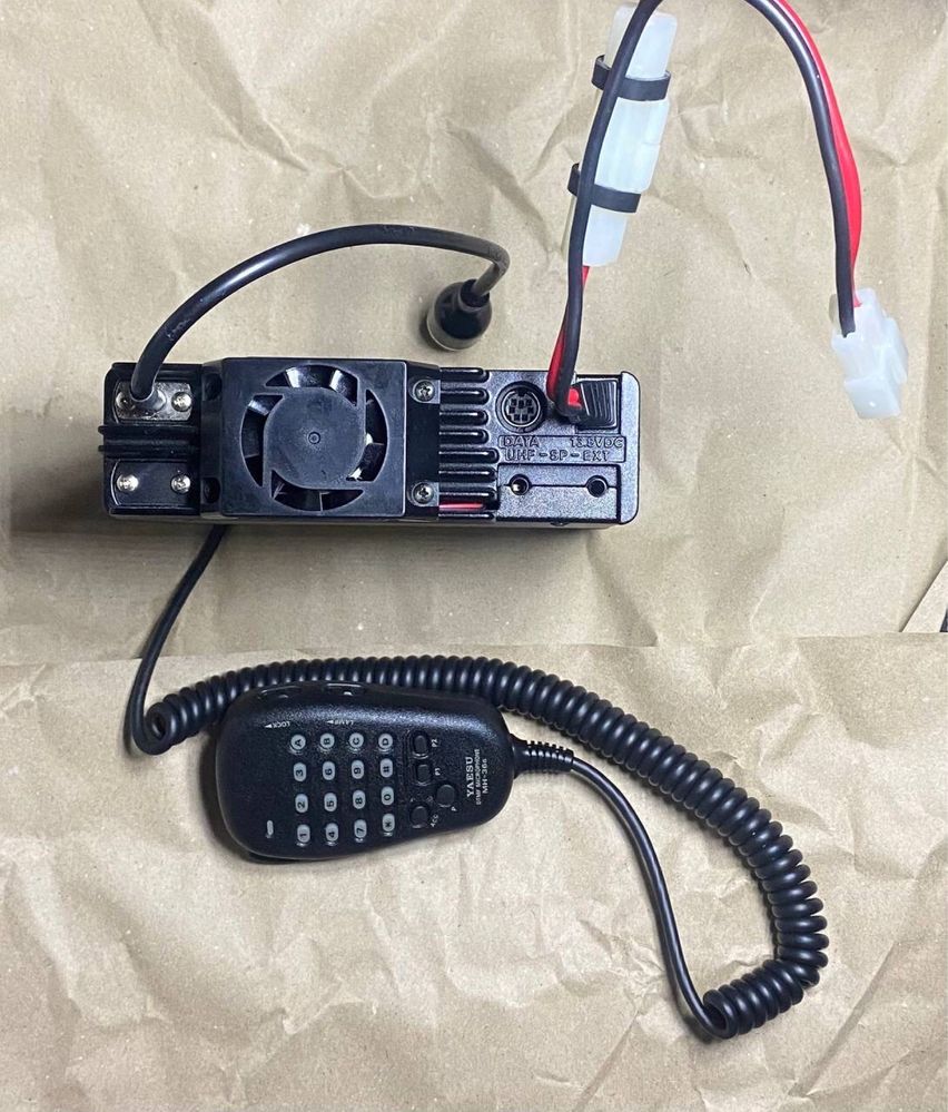 Радиостанция Yaesu-8000R