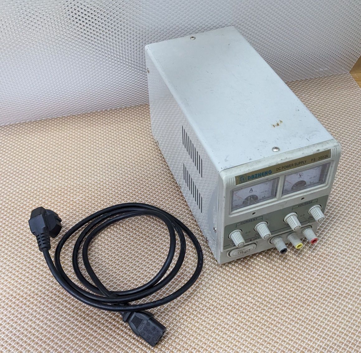 Dazheng DC Power Supply PS-3002A