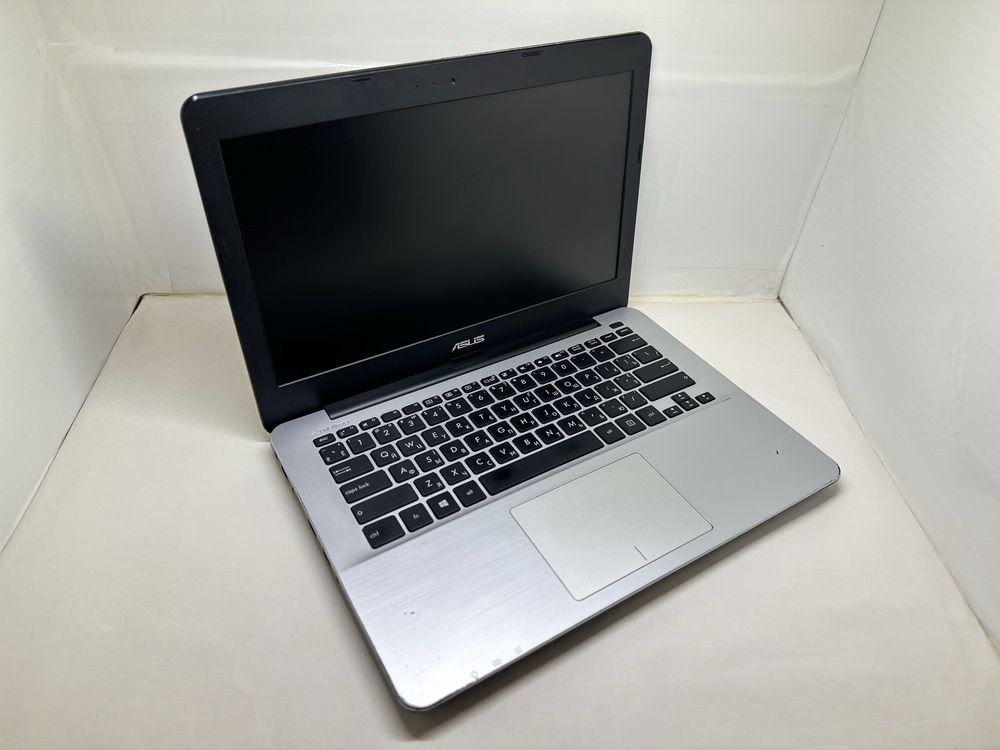 Ноутбук Asus X302U i3-6006U