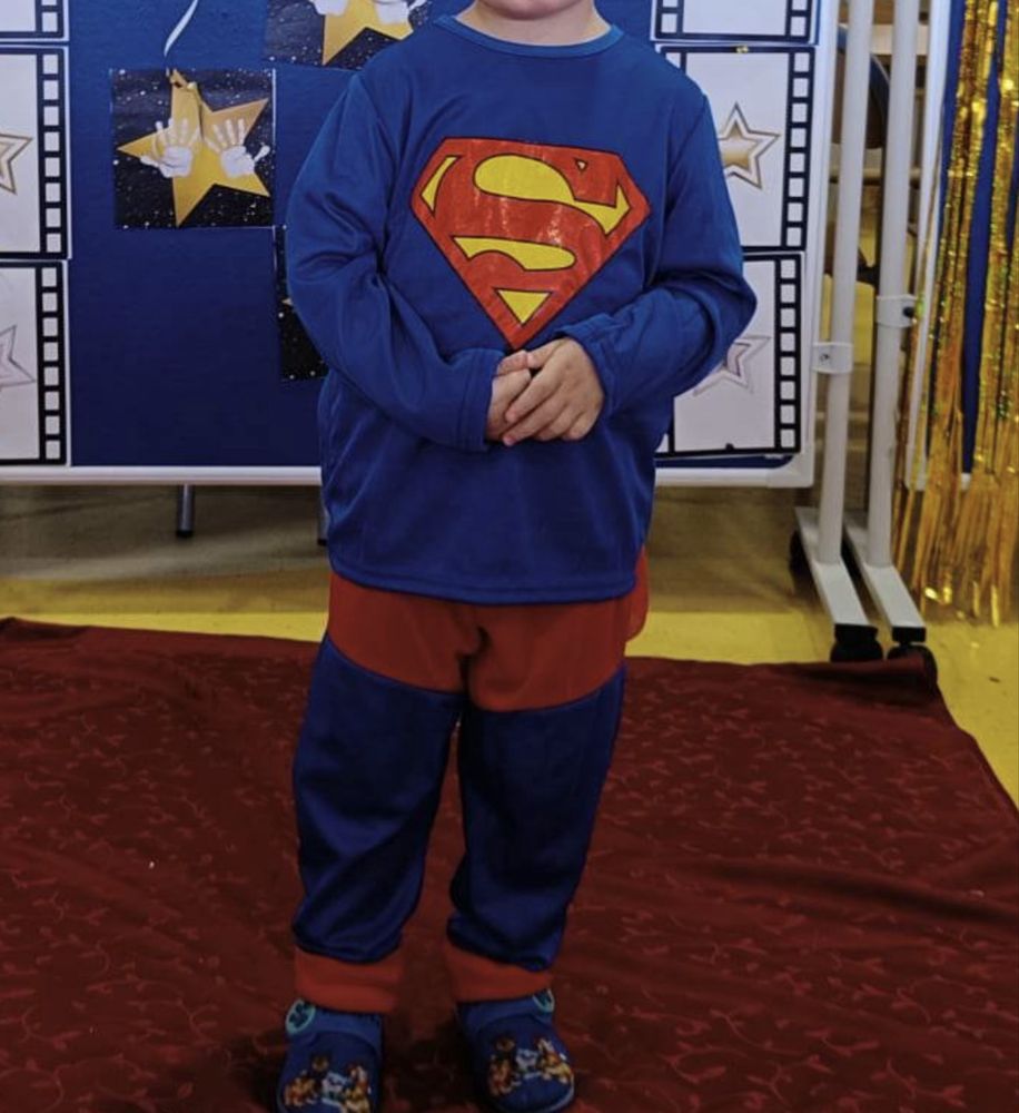 Strój karnawałowy supermen 104-116