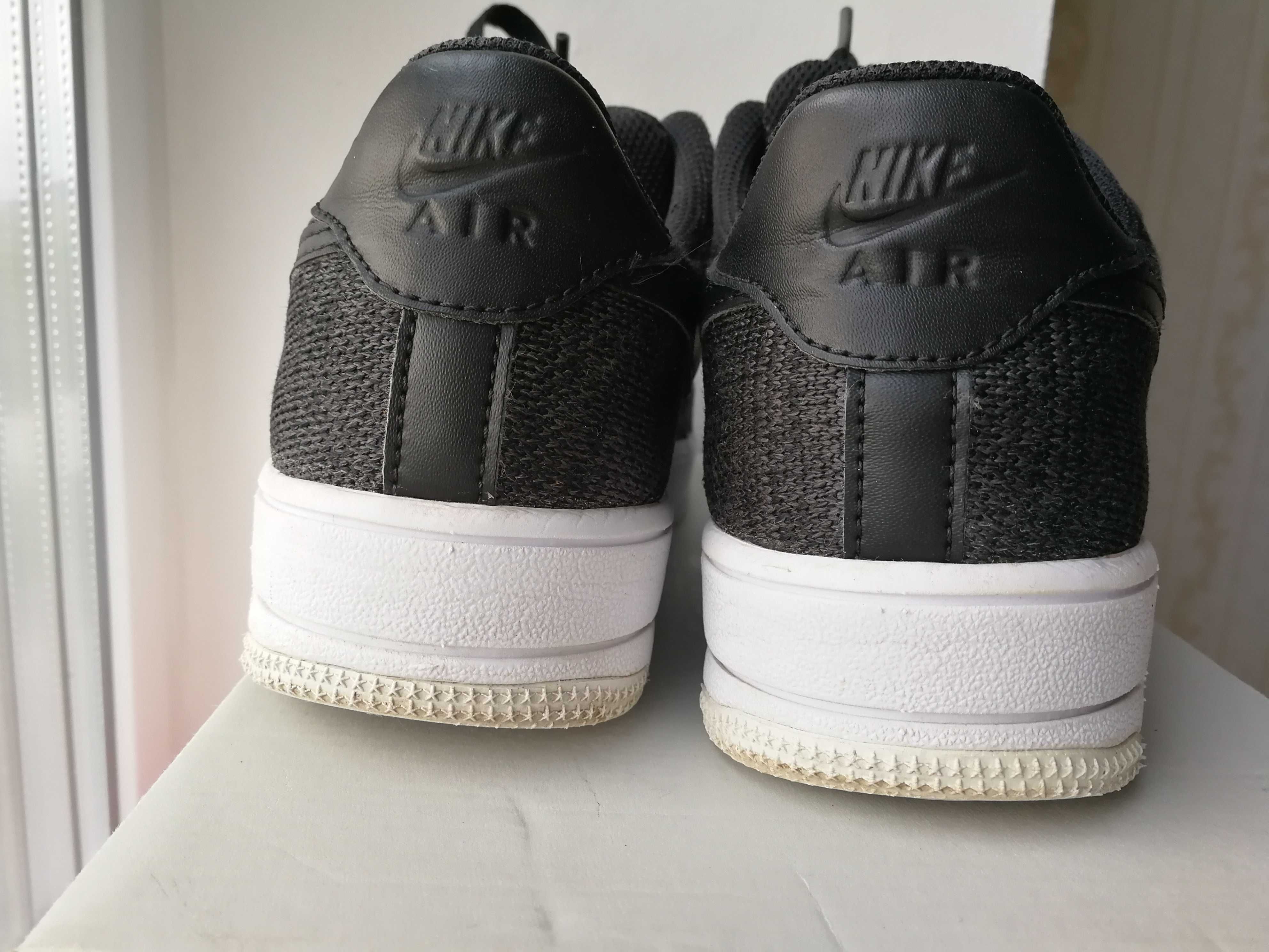 Кросівки Nike Air Force 1 Flyknit 2.0