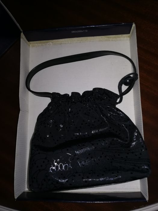 Sapatos chinelo novos