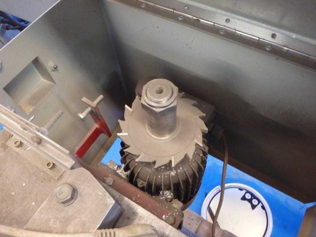 Frezarka do słupka PCV , aluminium