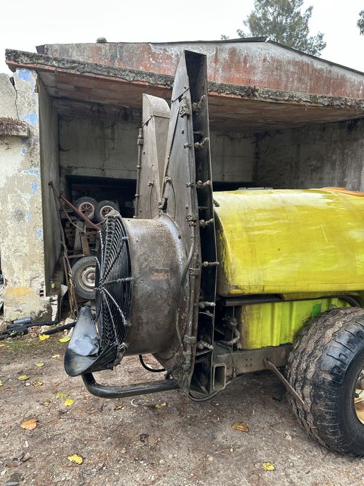 Bomba de pulvrizar impecavel