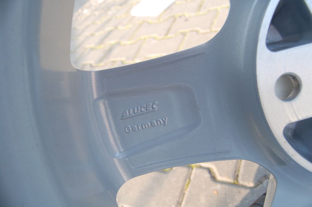 Felgi aluminiowe ALUTEC 16" 5X112 6,5J ET 42