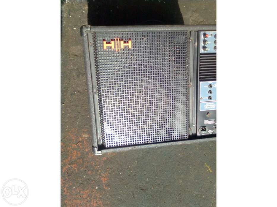 Monitor de Palco Amplificado HH 150