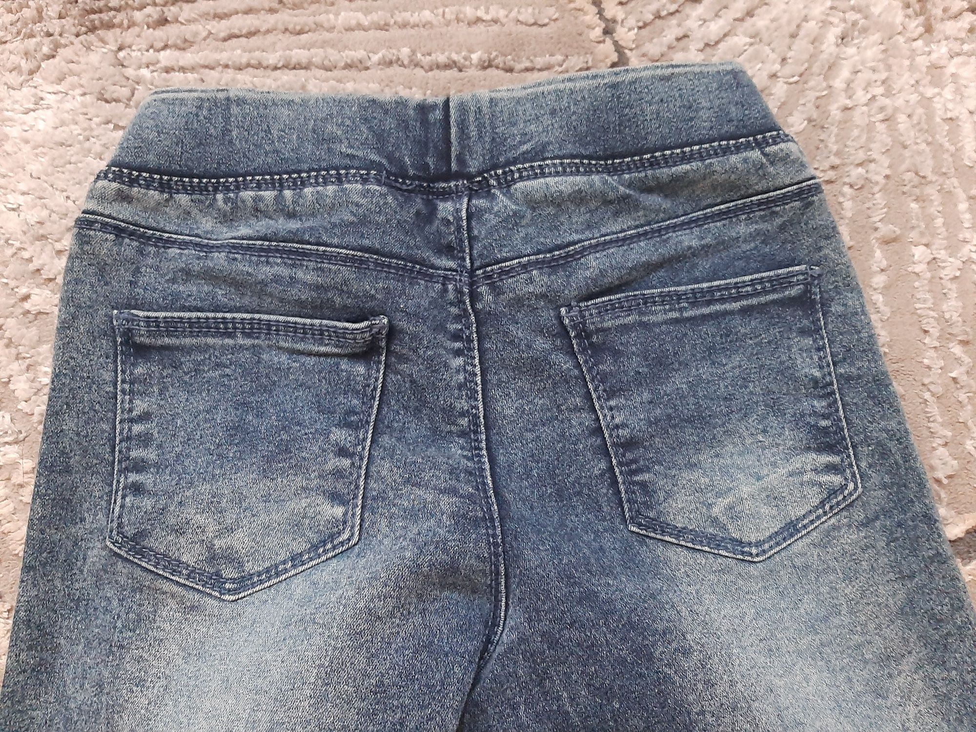 Spodnie rurki jeans Carry r. 134