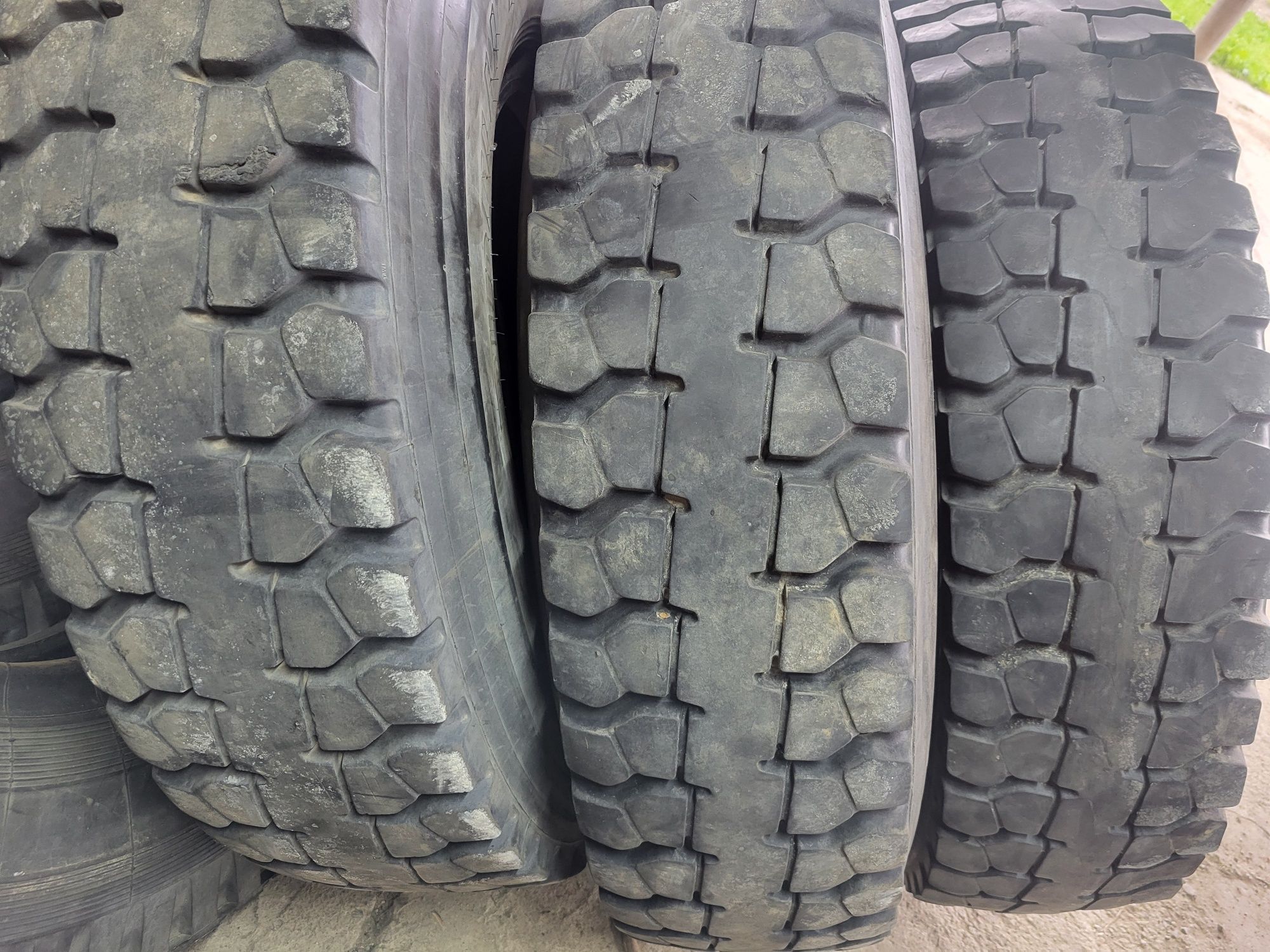 Колеса 12 00 20 Pireli зіл маз краз