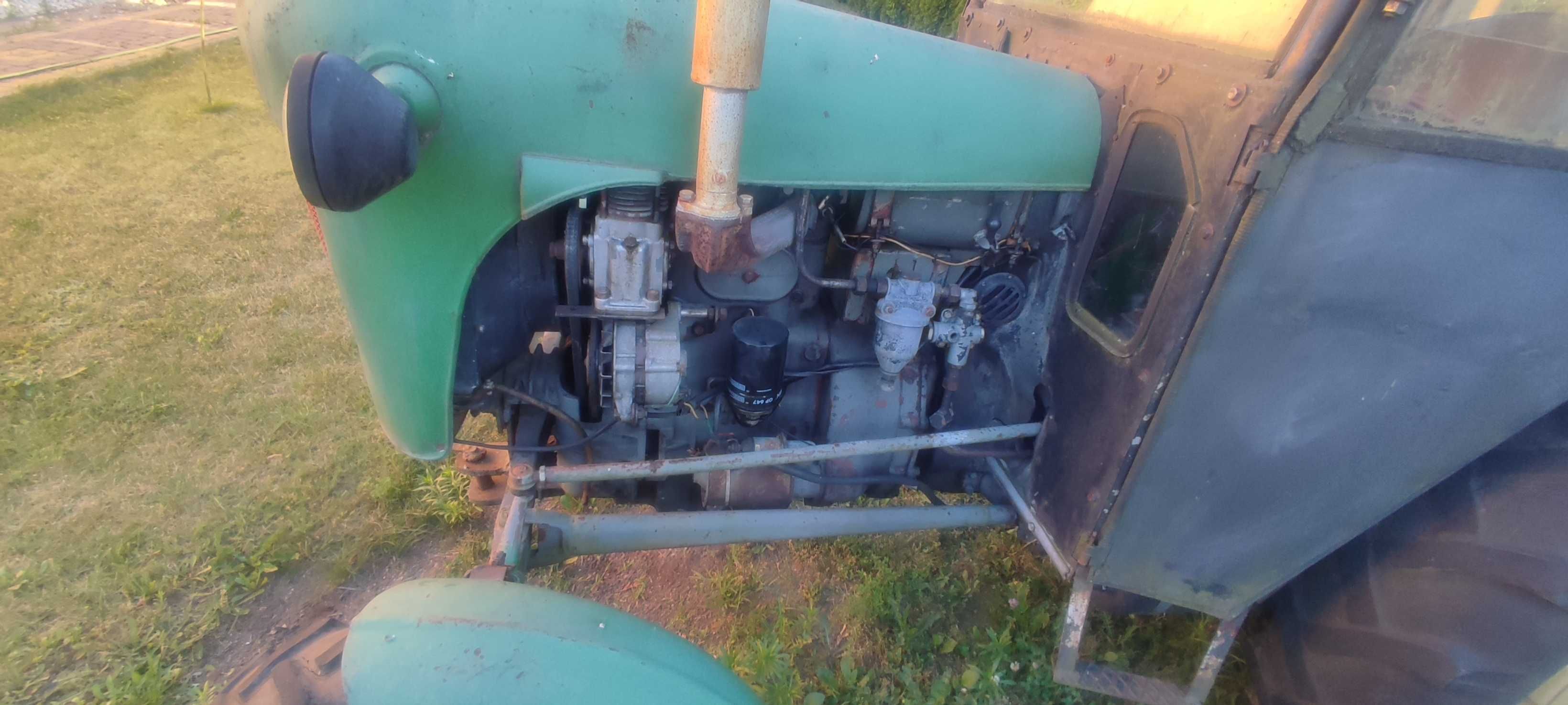 Ciągnik rolniczy Ursus C-330