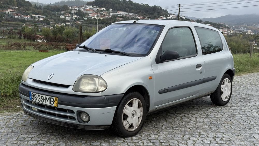 Renault clio 1.2 1998