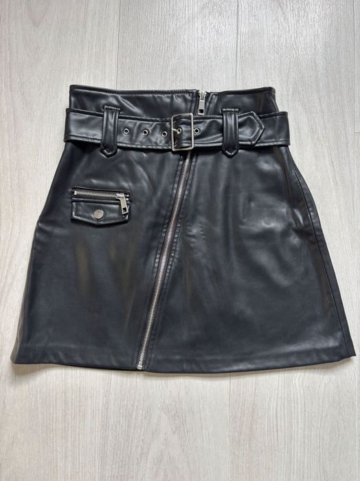 Спідниця з екошкіри ZARA