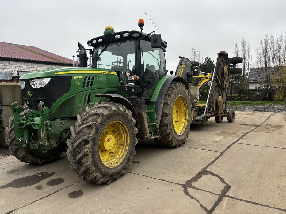 John Deere 6140R od nowosci w gospodarstwie