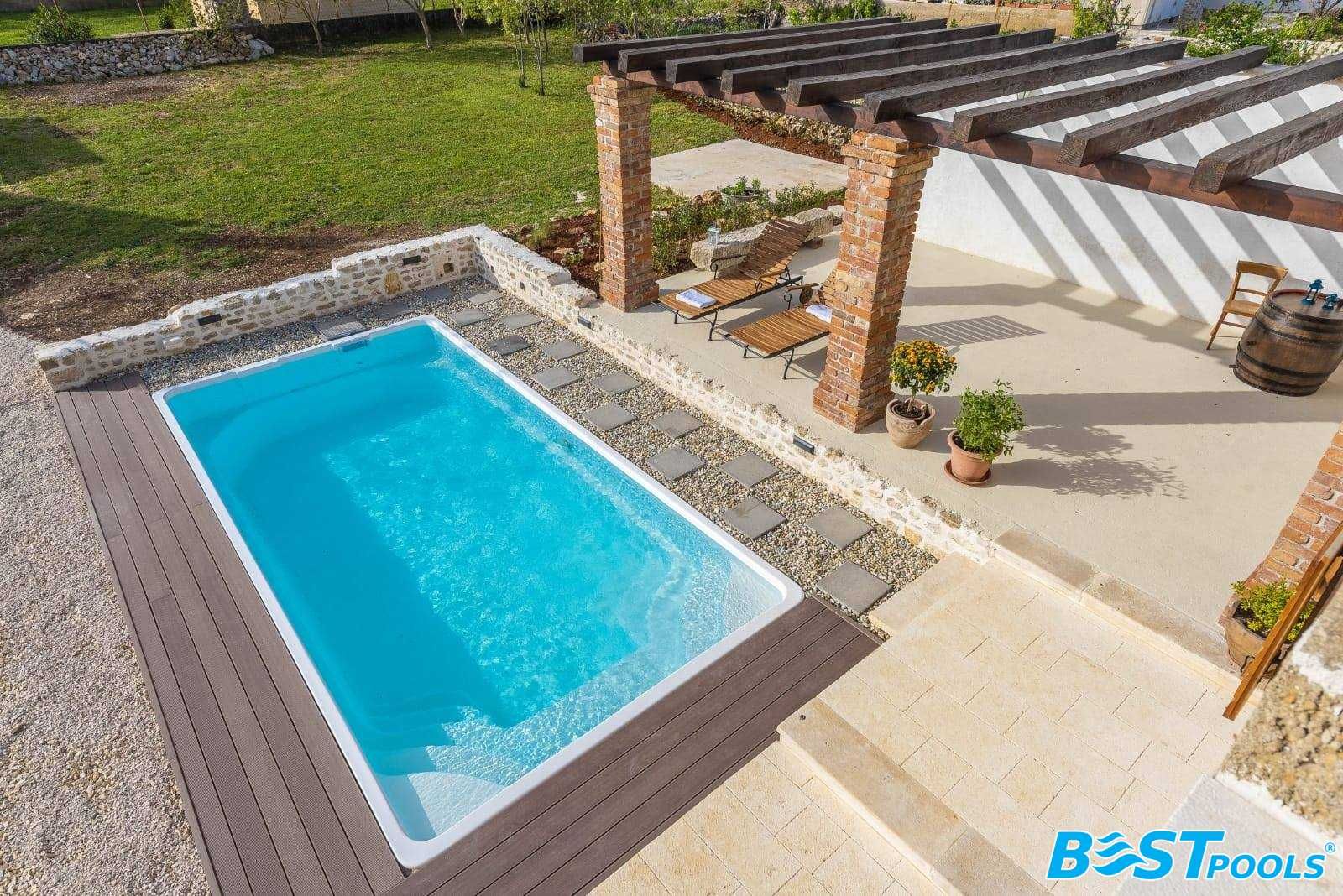 Poliestrowy basen ogrodowy TUNIS 6.5x3.2x1.55 - PRODUCENT Bestpools