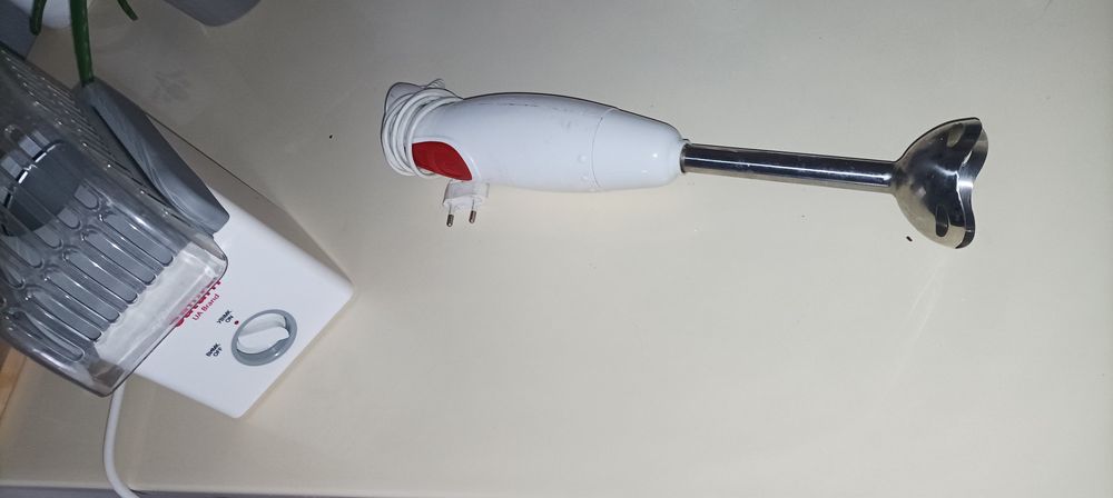 Продам попкорница и ручной блендер