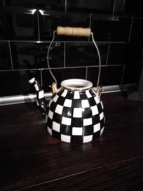 porcelanowy czajnik szachownica- kolekcje