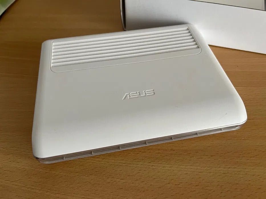 Switch Gigabit ASUS GigaX1105N