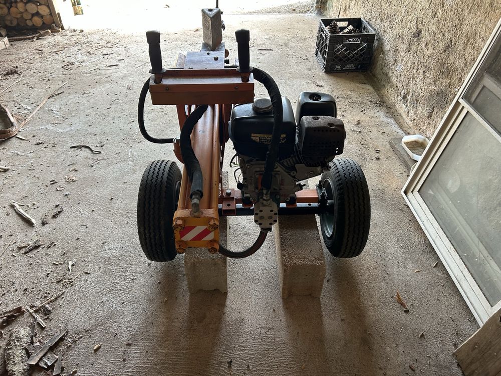 Vendo rachado 12 /ton como novo com alguns extras