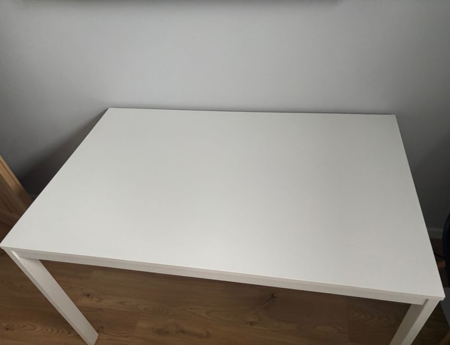 Sprzedam stół rozkładany Vihals