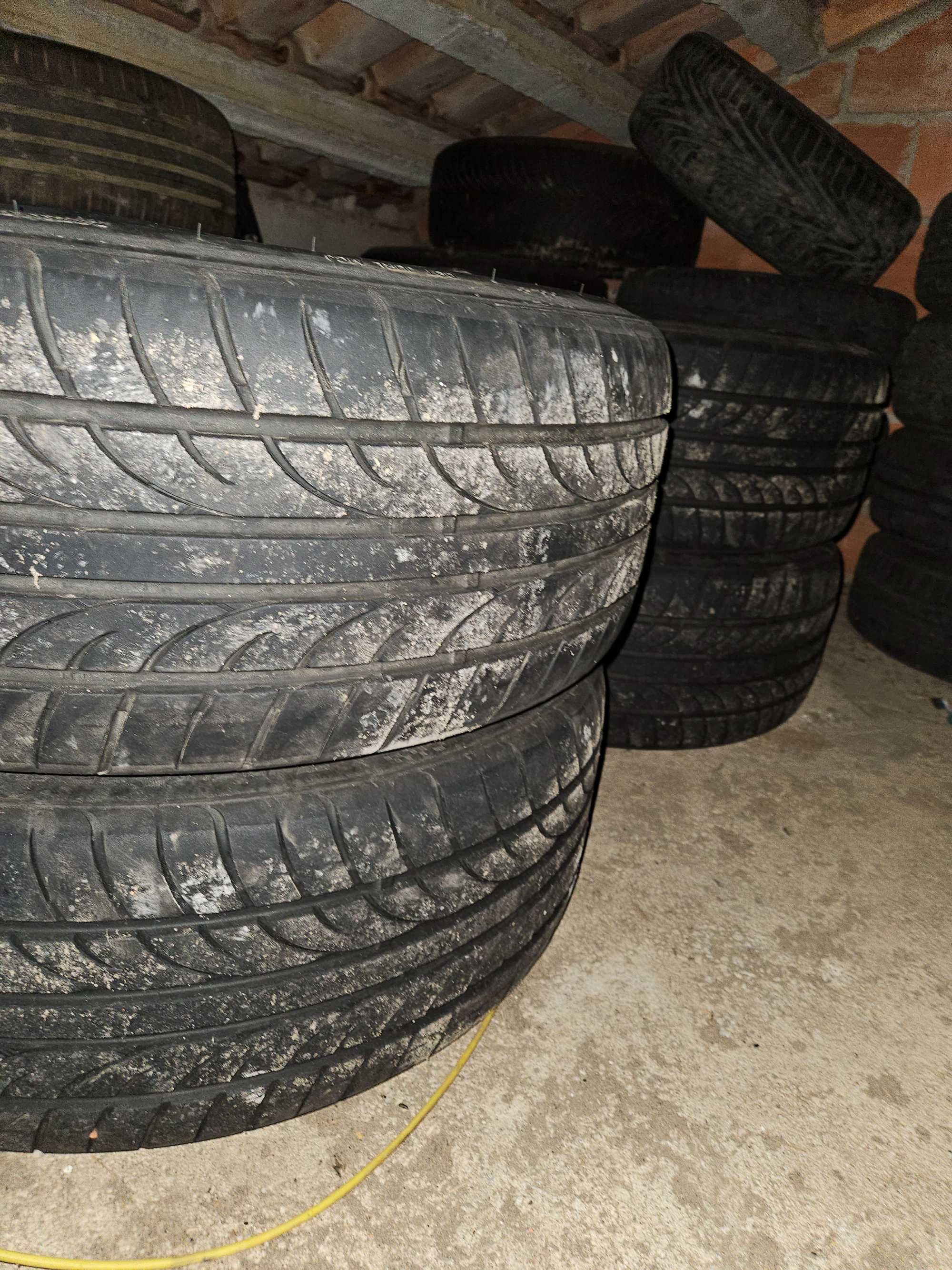 Jantes 22" furação 5x108 com pneus novos 265/35R22