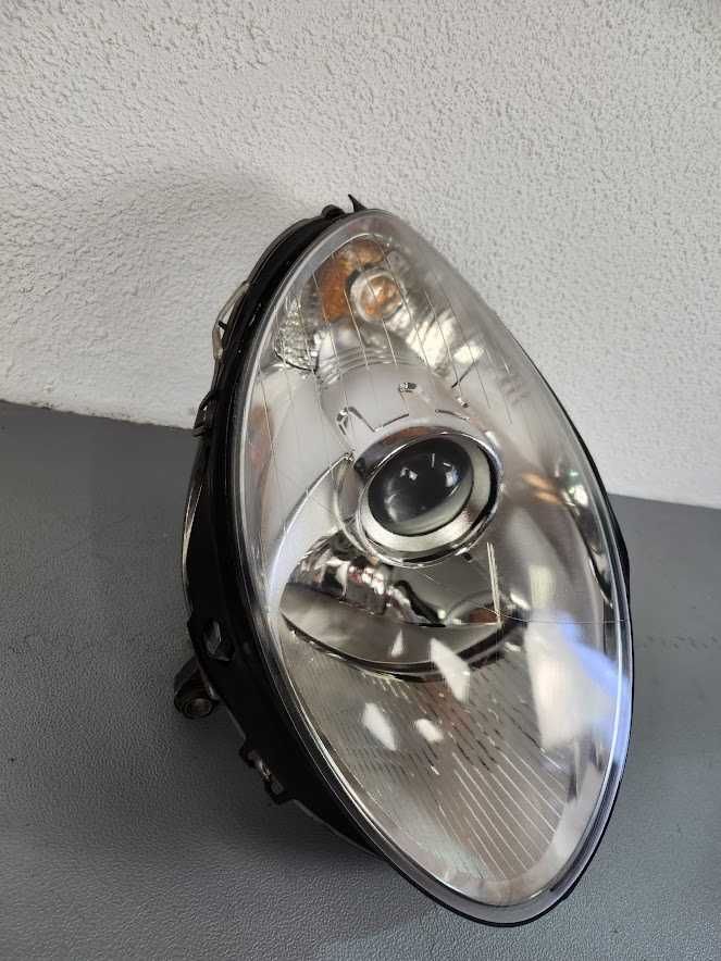 Mercedes R W251 Lampa Przód Przednia Prawa Kompletna H7 Europa