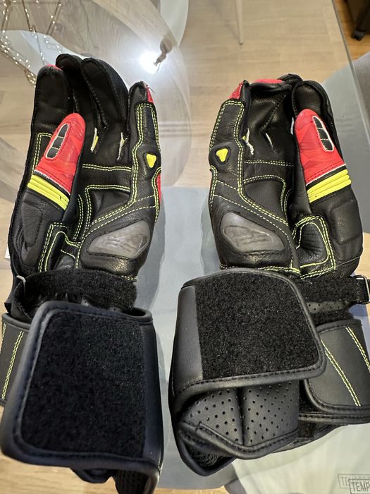 Luvas de moto novas