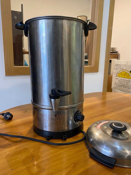 Chaleira elétrica - 10 litros - 1600 W