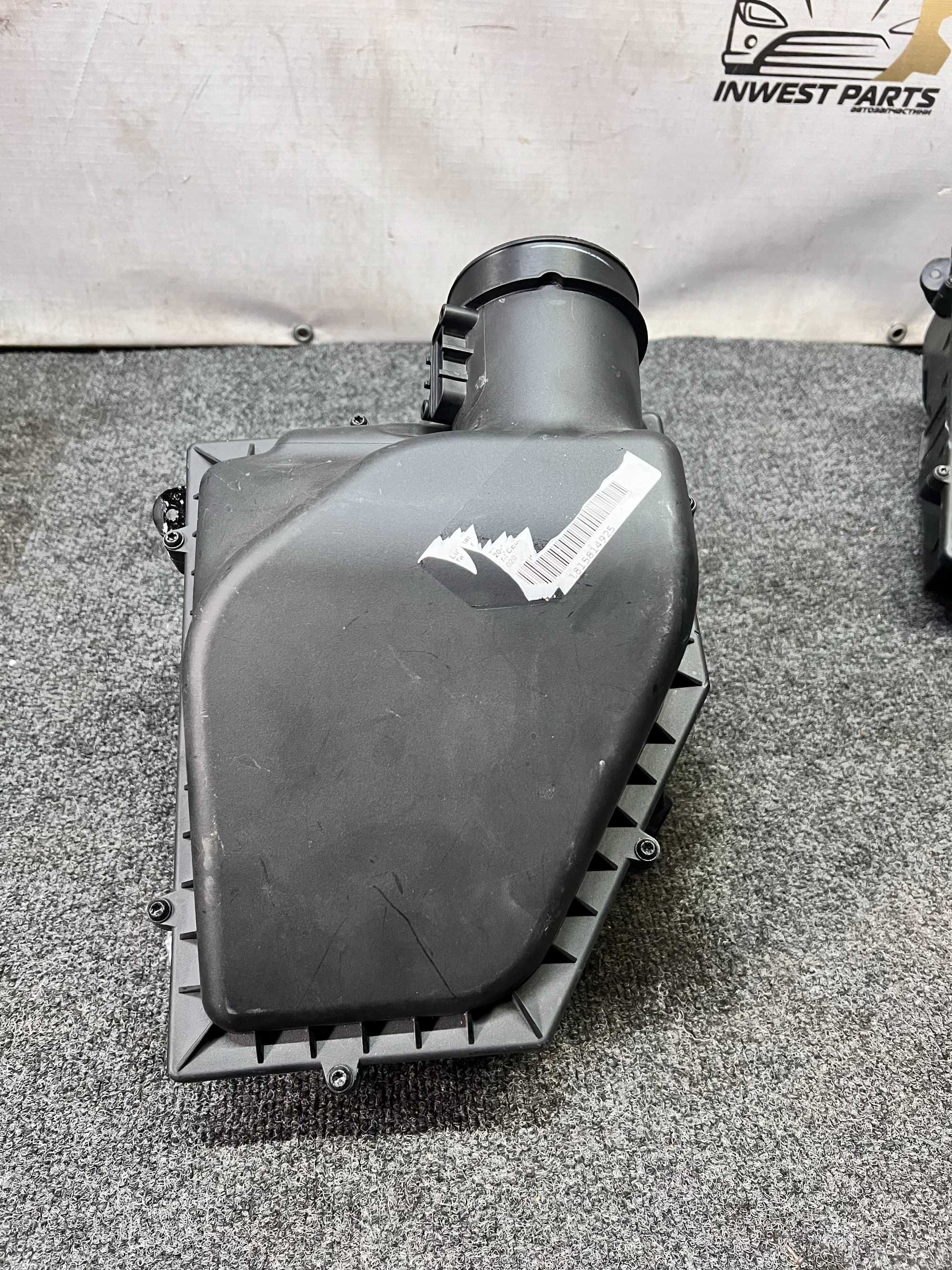 Bmw G20 f30 G01 G05 B48 патрубок Турбіни Повітропровід 13718601683