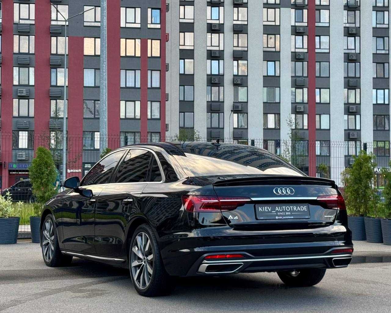 Продаж Audi A4 Premium