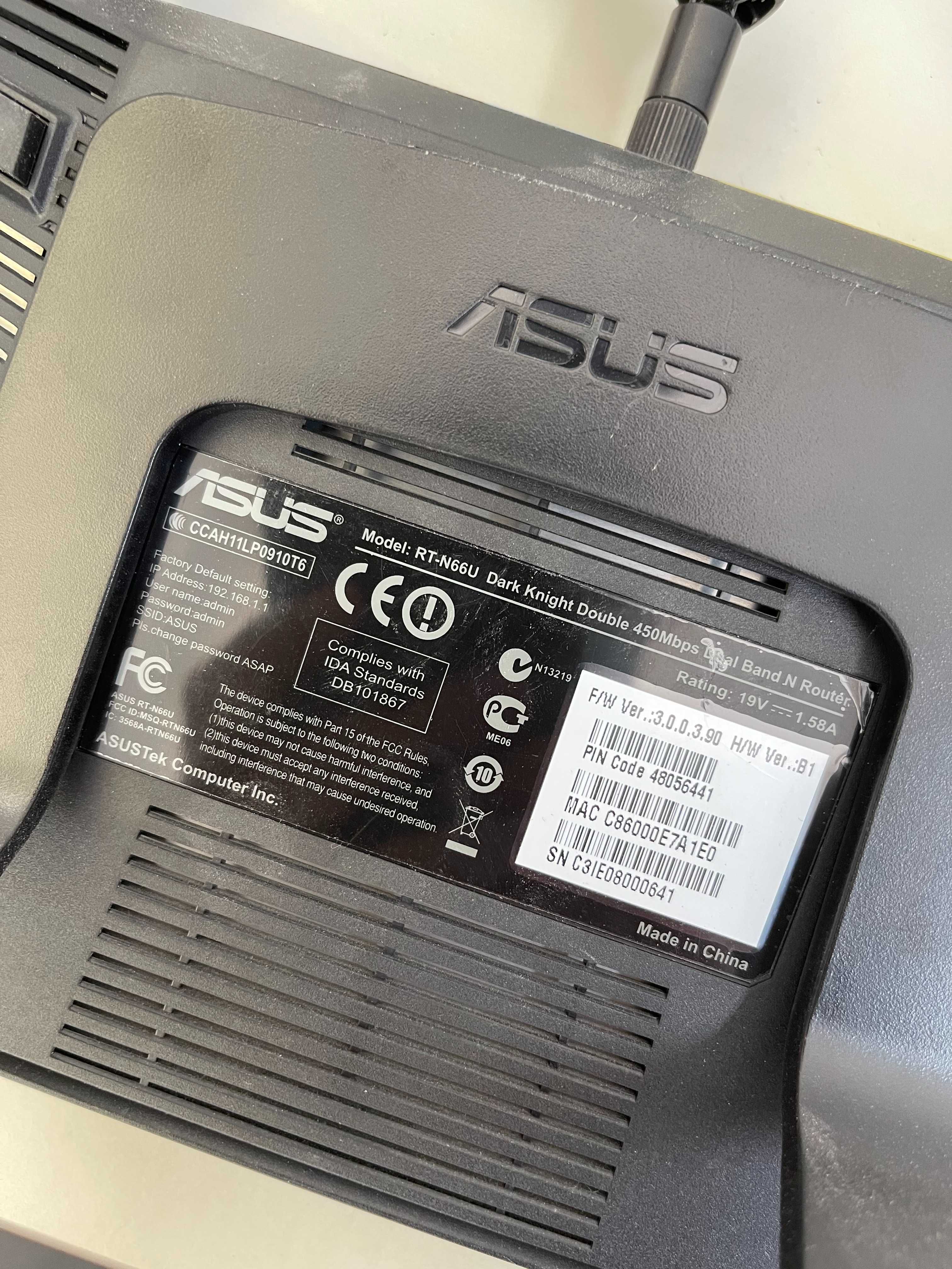 Router ASUS RT-N66U Dark Knight