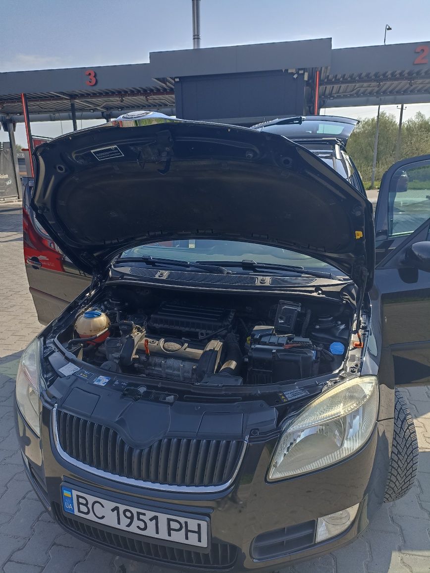 Продам Skoda Roomster