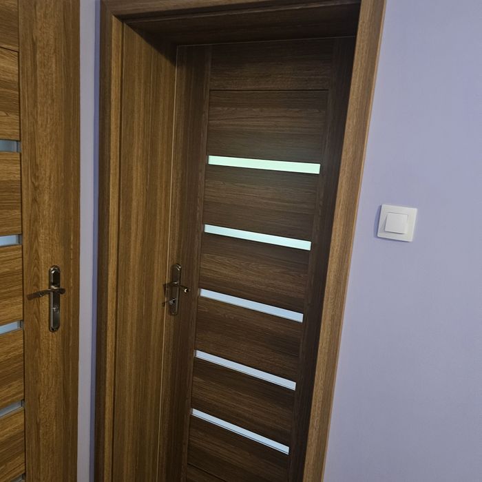 Drzwi Pol-Skone Sempre 70 cm złotych dąb z futryną