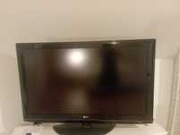 Telewizor LG 52 cali stan bardzo dobry