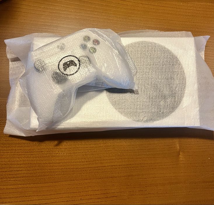 Xbox Series S 512GB – Como Nova + Garantia até Outubro 2027