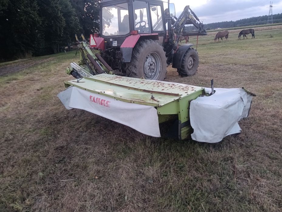 Claas disco 3100 oraz 3050 z kondycjonerem i kuhn gmd 902