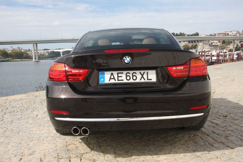 BMW 420 CABRIO - dx drive line Luxury Auto
27.990 €
Negociável
