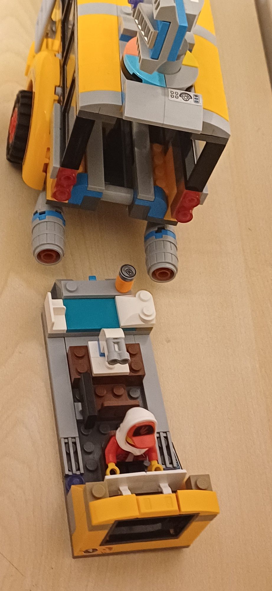 Lego Hidden Side - 70423 Paranormal Intercept Bus 3000