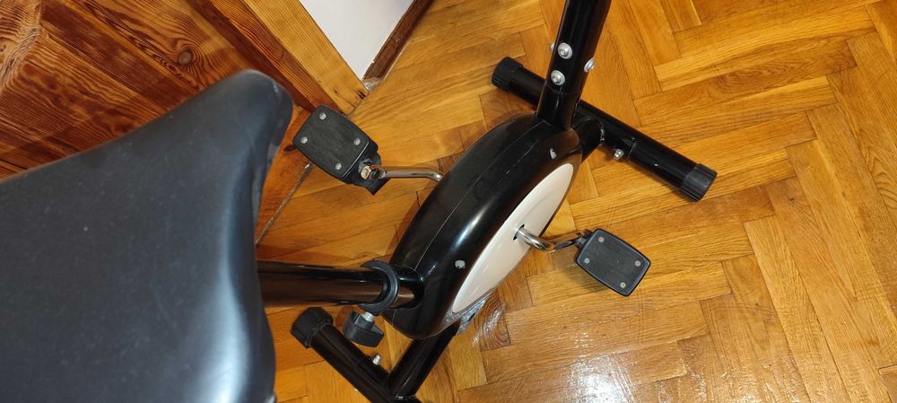 Rowerek stacjonarny do ćwiczeń