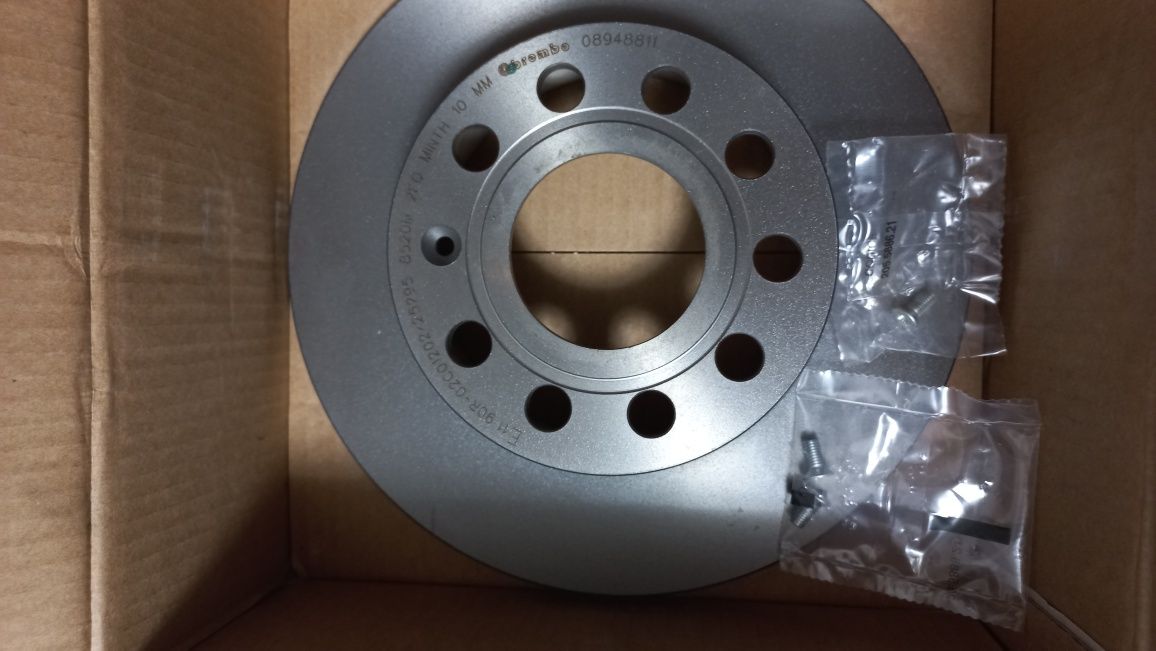 Продам гальмівні диски Brembo