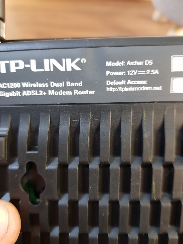 Router TP-LINK Archer D5