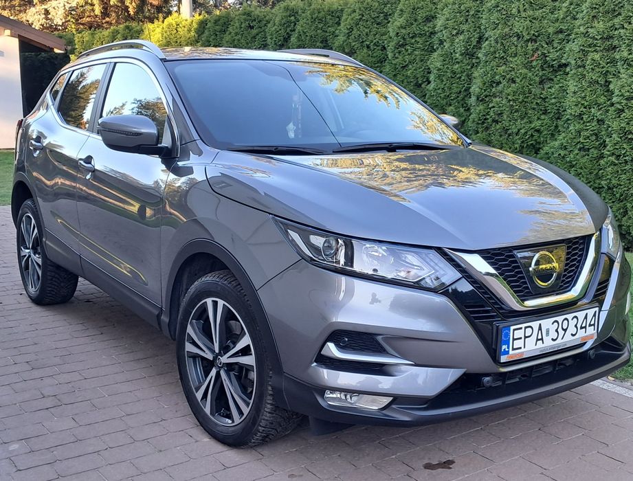 Nissan Qashqai 1,3 DIG-T, Benzyna 140 KM - Pakiet zimowy.