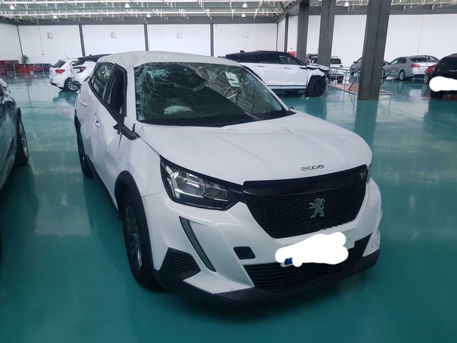 Peugeot 2008 1.2 2022