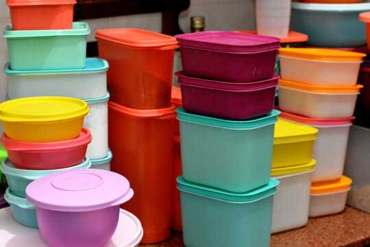 Tupperware venda de stocks