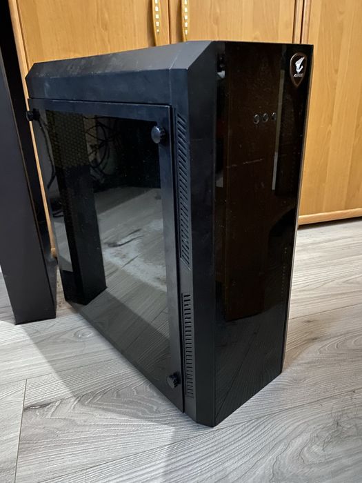 Komputer Gamingowy GTX 1070 / Ryzen 7 2700x / Ram 16GB