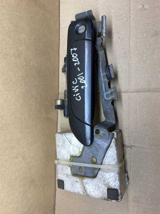 Наружная левая ручка передней двери Honda Civic  2001 - 2007