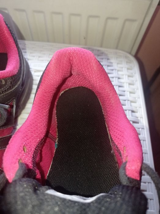 Buty Nike różowe czarne 39 do biegania damskie air max