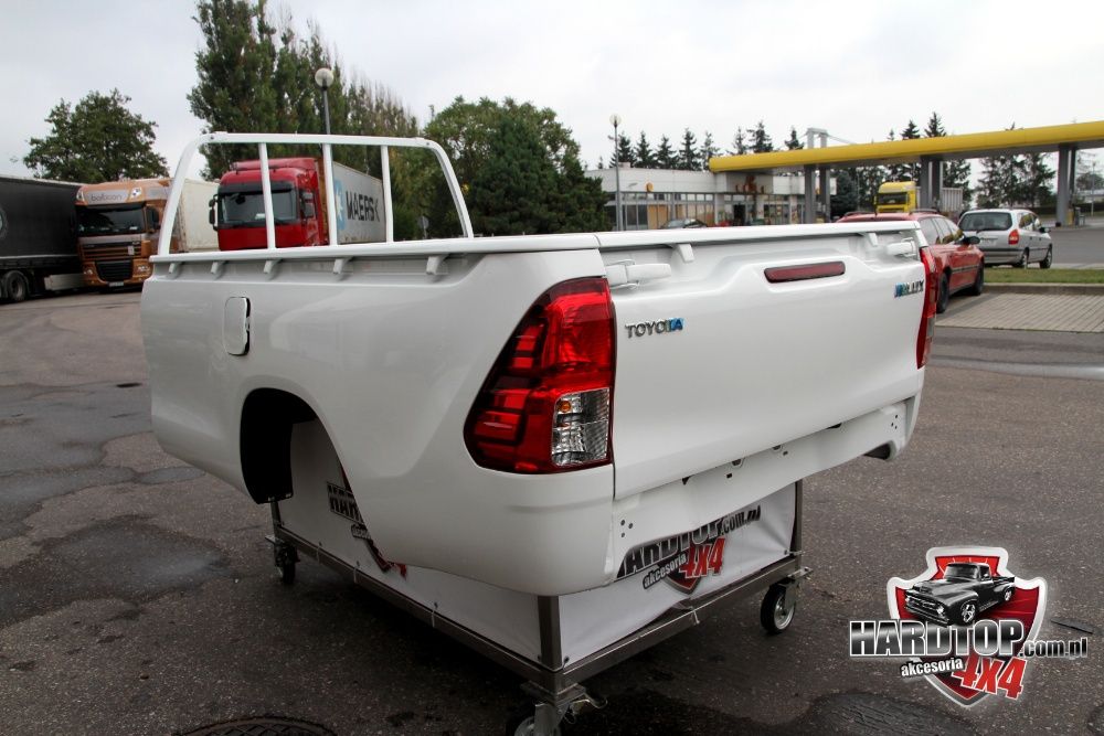 Oryginalna paka skrzynia ładunkowa pickup Toyota Hilux 2018 TRANSPORT!