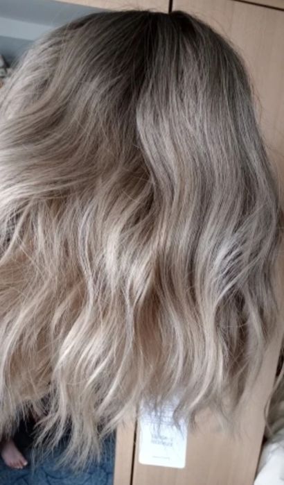 Peruka syntetyczna blond ombre Nowa